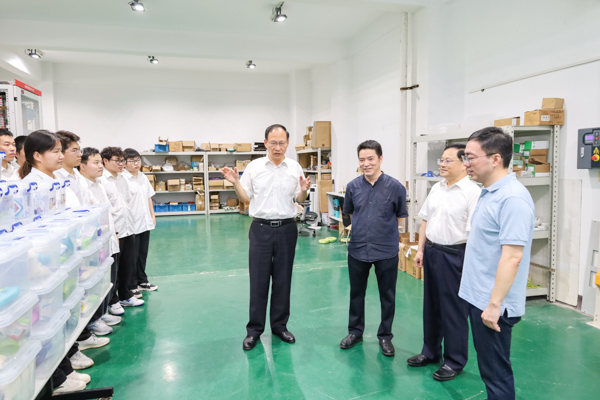 星辉平台有限公司